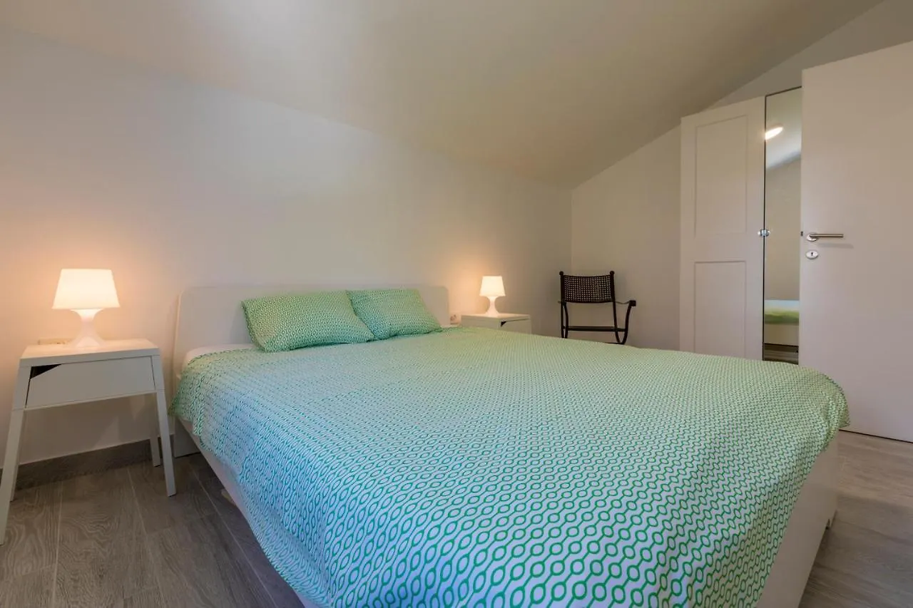 Prahin 1A Apartment Dramalj